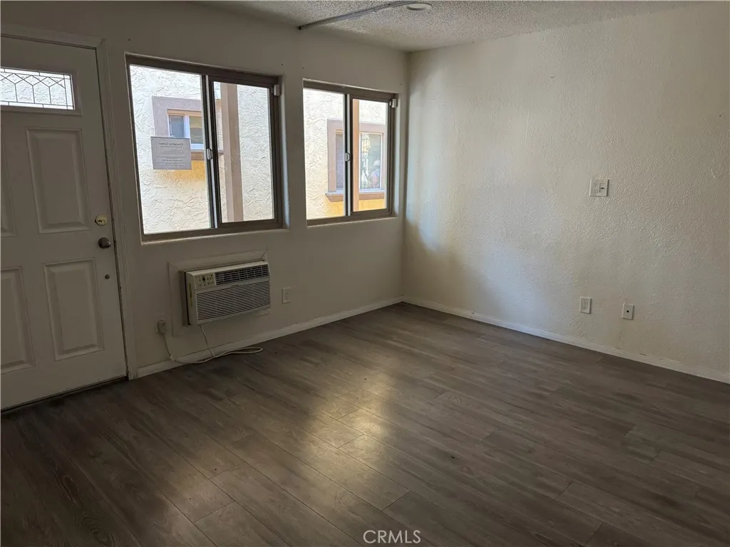 https://cdn.realtyfeed.com/cdn/127/306784497/43c0be327b08cb49ad1b4208f5a6c968.webp