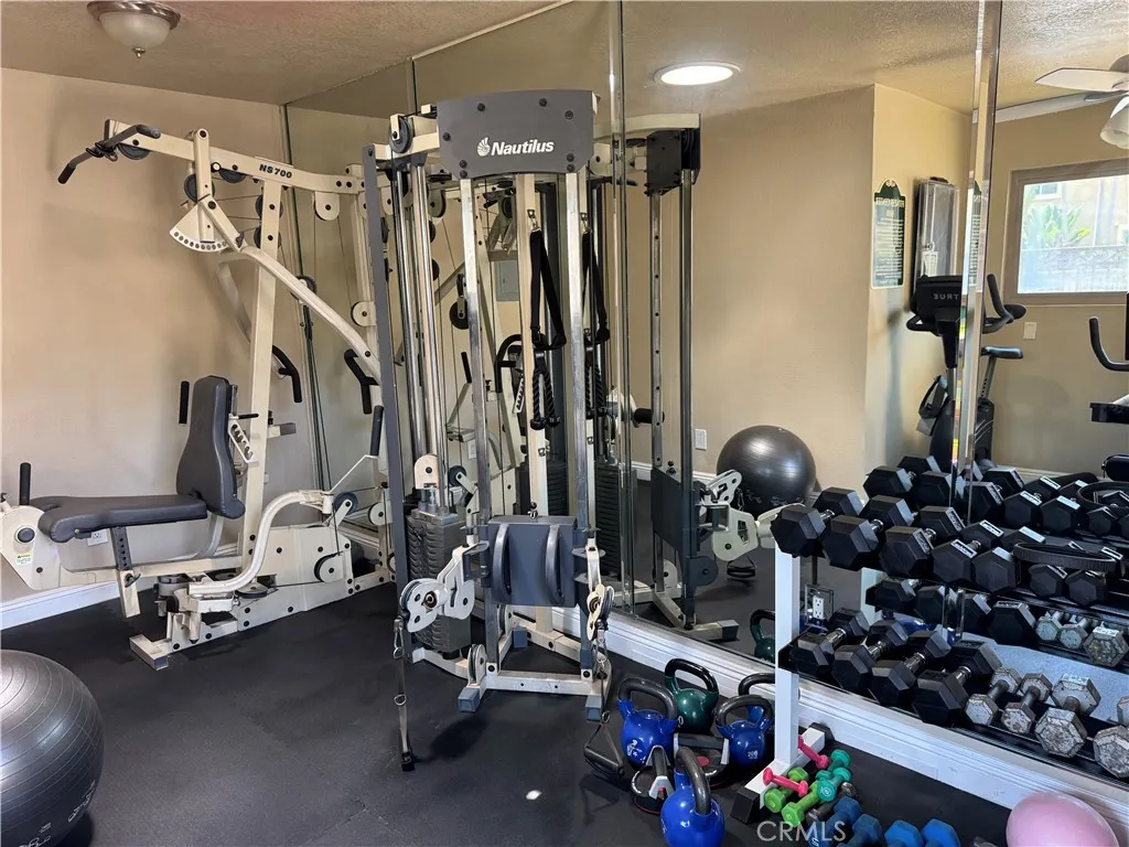https://cdn.realtyfeed.com/cdn/127/306784497/93272038e1bd216aaa6471fc1edda8fe.webp