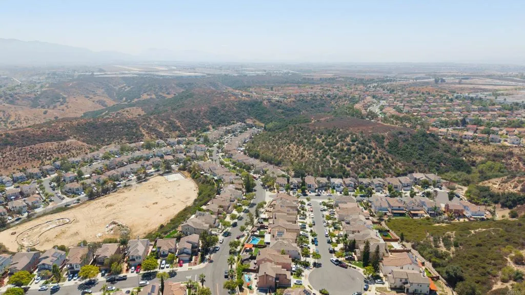 https://cdn.realtyfeed.com/cdn/127/306784550/063b9b3305a72f06b33b4711691f633c.webp