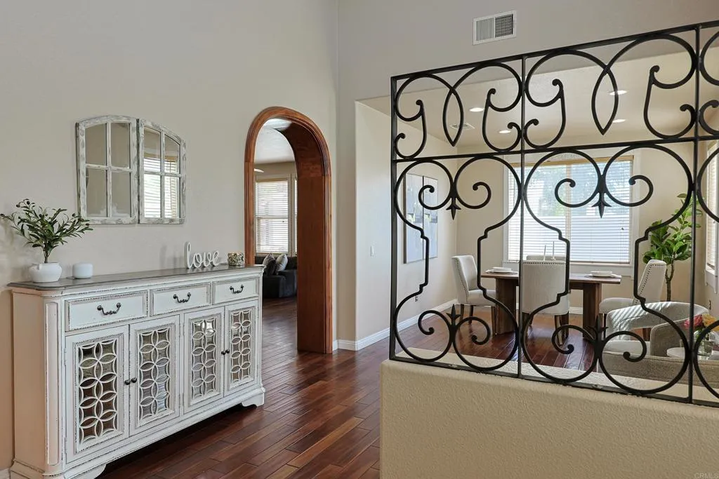 https://cdn.realtyfeed.com/cdn/127/306784550/10c279048b367eee655cbcbfb1752864.webp