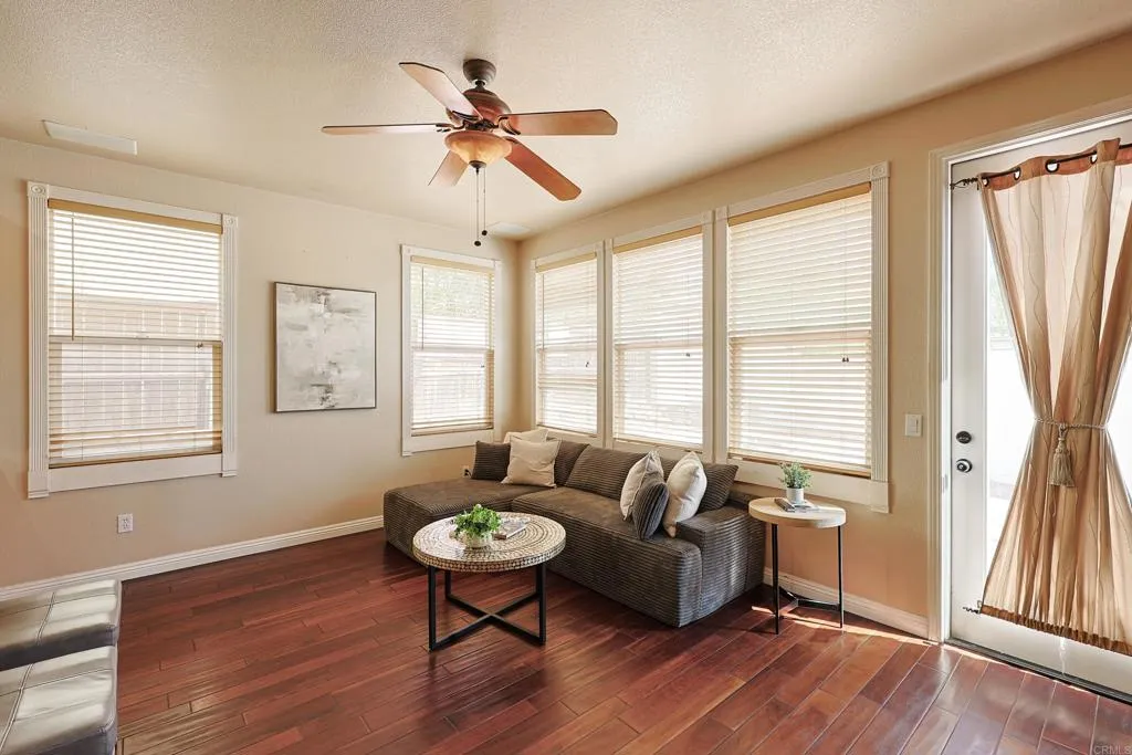 https://cdn.realtyfeed.com/cdn/127/306784550/241d04e9f3b1f6e64aa048ad0feba771.webp
