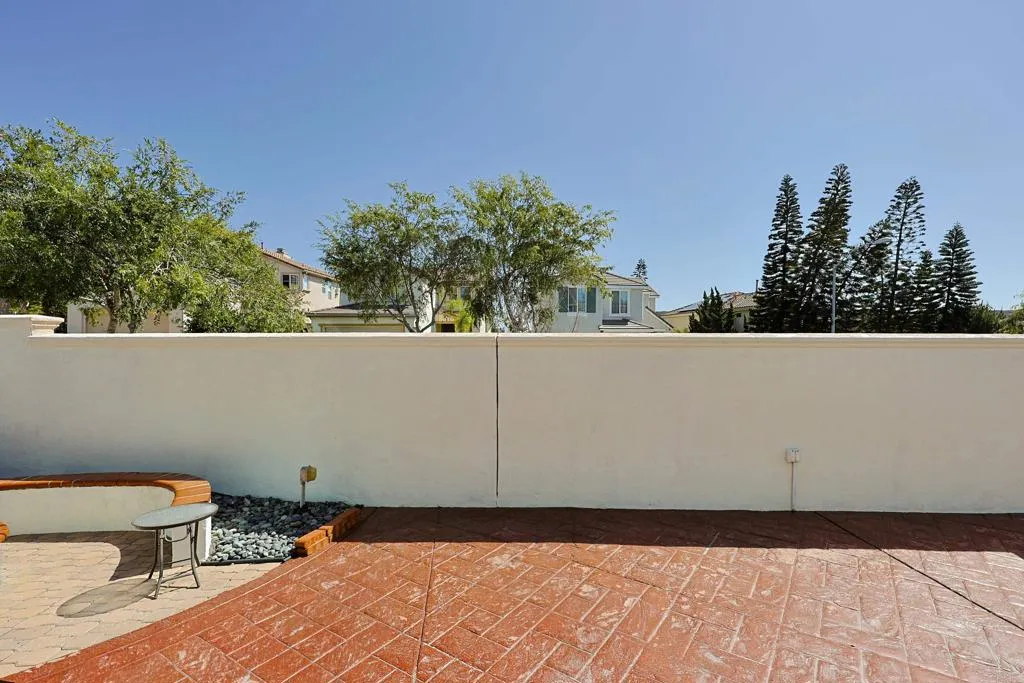 https://cdn.realtyfeed.com/cdn/127/306784550/33a259bd3dc0196223255da39dc5ce87.webp