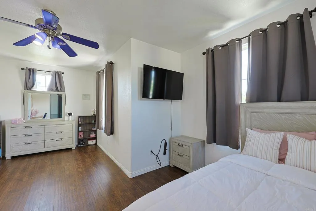 https://cdn.realtyfeed.com/cdn/127/306784550/3b1b9dbb89b74192dc8ac057d178e018.webp