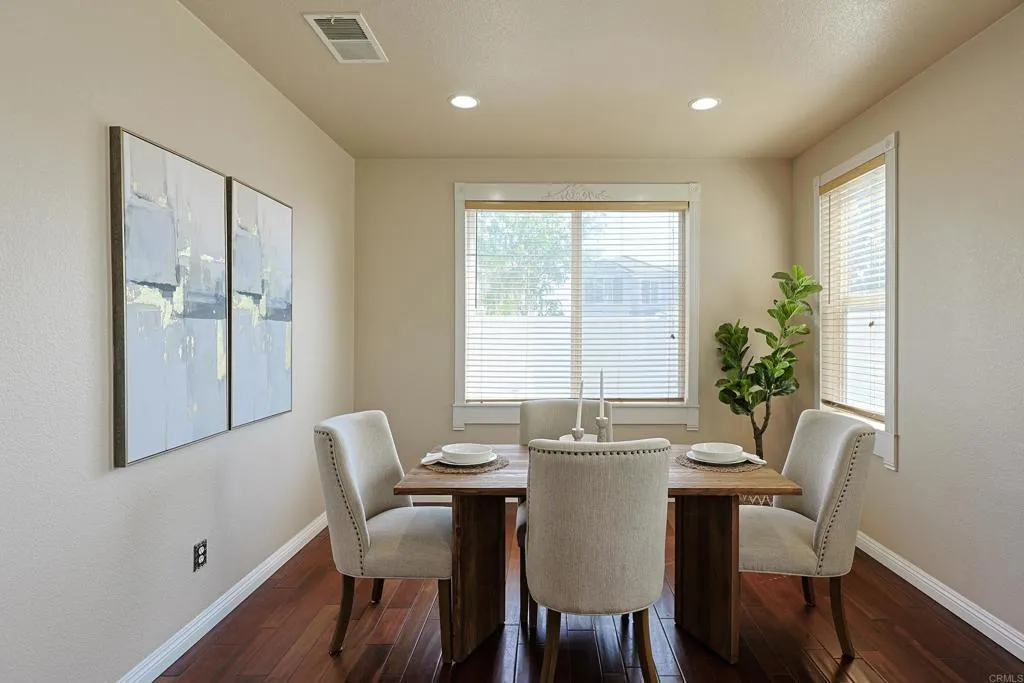 https://cdn.realtyfeed.com/cdn/127/306784550/58eea80da2ffed9e4b1672ab3dd0bbbe.webp