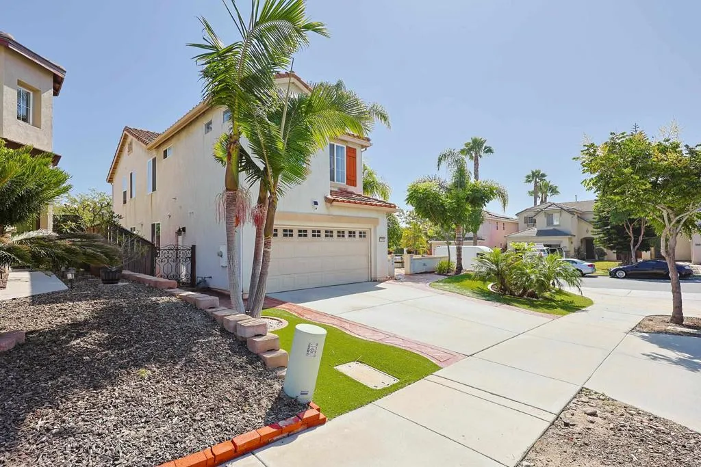 https://cdn.realtyfeed.com/cdn/127/306784550/731aade1212f320052d16cd3f73598ec.webp