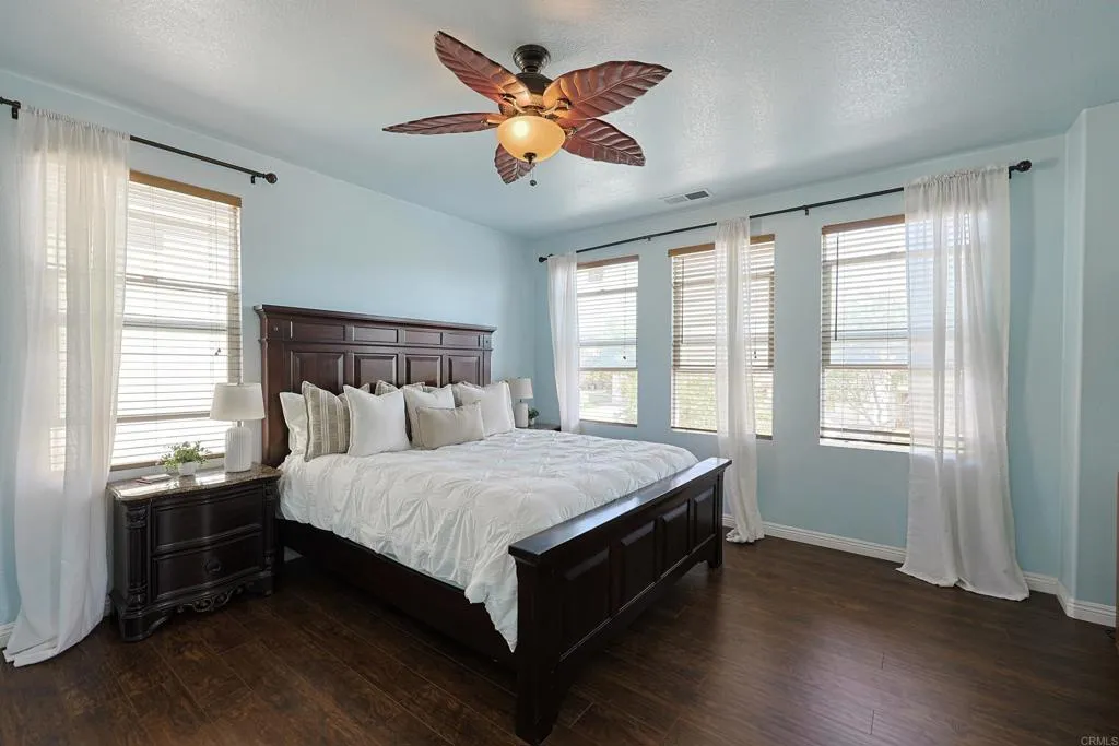 https://cdn.realtyfeed.com/cdn/127/306784550/7da579bdd1e6f613366aa4ce781669c5.webp