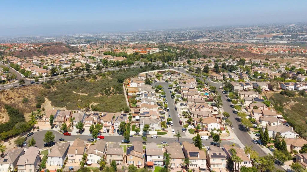 https://cdn.realtyfeed.com/cdn/127/306784550/b875d9def2a5f9f183ef9e57597271ab.webp