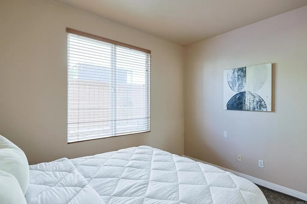 https://cdn.realtyfeed.com/cdn/127/306784550/c63b56aee964cfcb698eb0dd8f6f06cc.webp