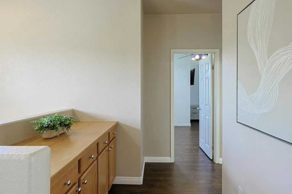 https://cdn.realtyfeed.com/cdn/127/306784550/faeb13e02c2f243a32de59a978a11a0b.webp