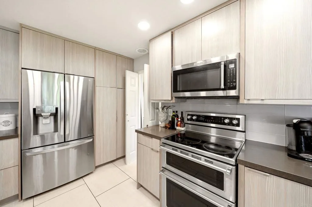 https://cdn.realtyfeed.com/cdn/127/306784551/a71a370b3a572b0e7b1bbd19553ffbc8.webp