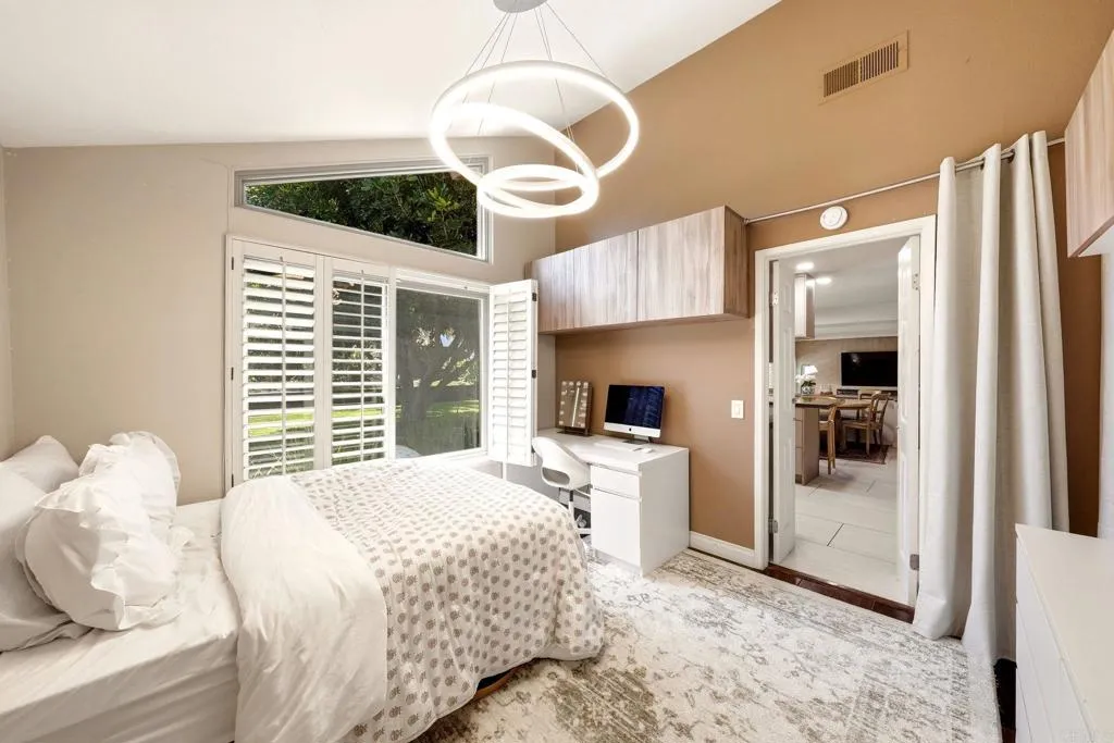 https://cdn.realtyfeed.com/cdn/127/306784551/df539c12675793f87d06f818d48aacad.webp