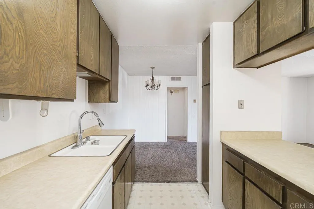Photo #9: PTP2605892 Listing: Photo #9
