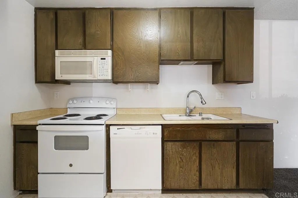 Photo #8: PTP2605892 Listing: Photo #8