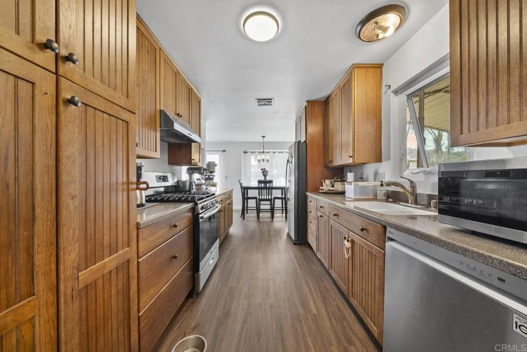 https://cdn.realtyfeed.com/cdn/127/306784561/4866eff9038d9597590a4014de26256d.webp