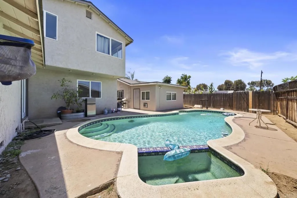 https://cdn.realtyfeed.com/cdn/127/306784561/a8279941784744d52fc4938f4230e963.webp