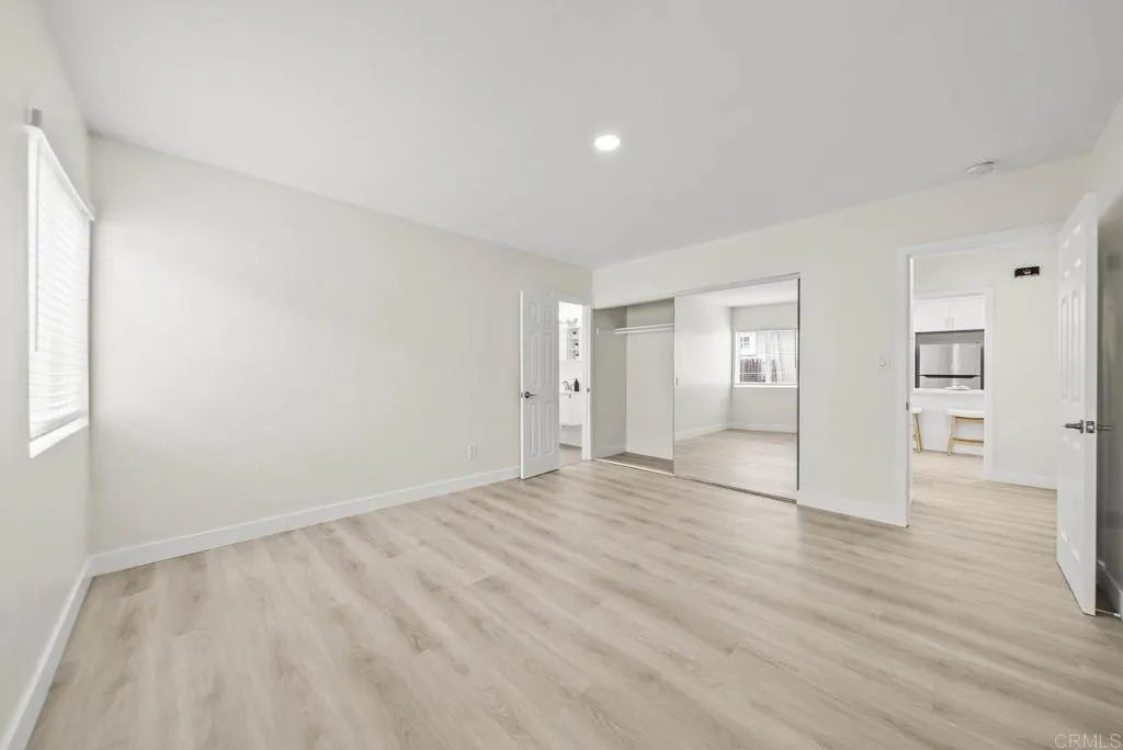 https://cdn.realtyfeed.com/cdn/127/306784565/76f4c75d431f5057a621408bbc4389a9.webp