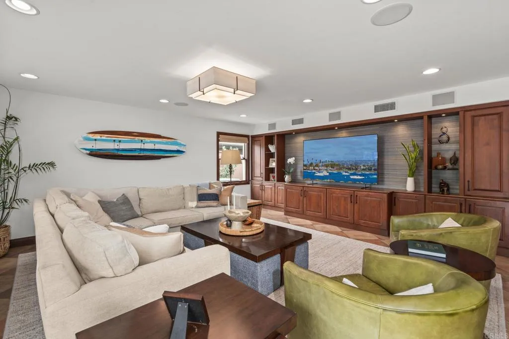 https://cdn.realtyfeed.com/cdn/127/306784569/03f2291479119fd60ba3c039d4fbf491.webp