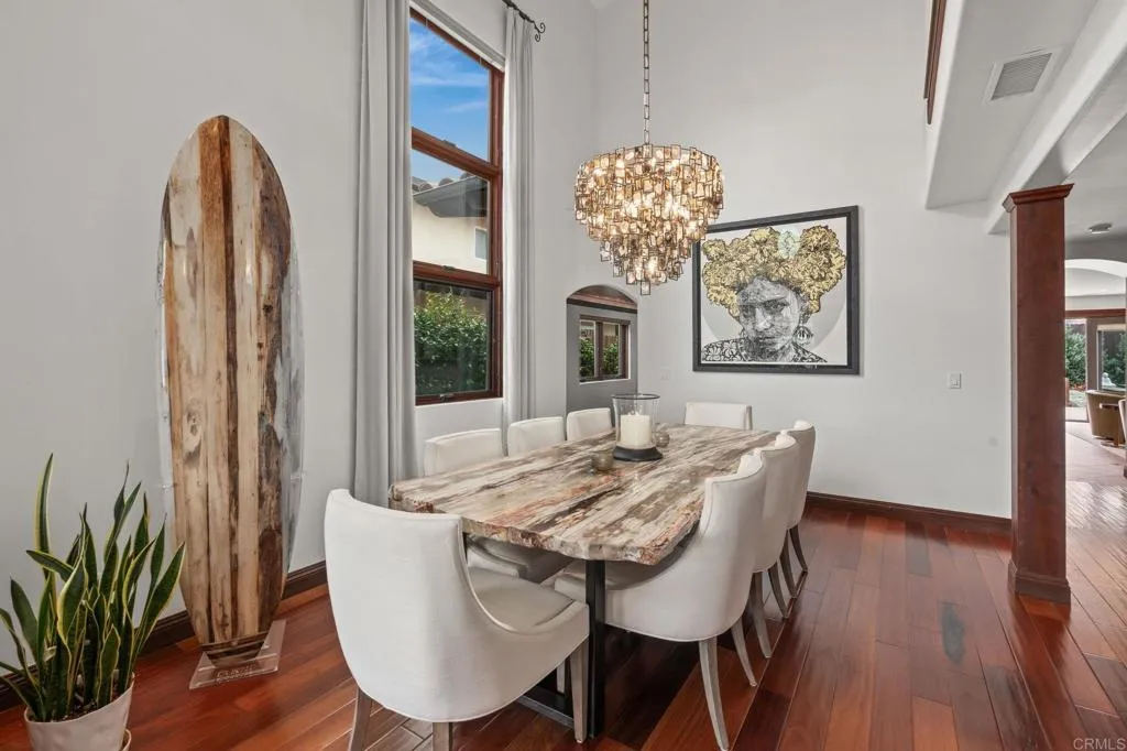 https://cdn.realtyfeed.com/cdn/127/306784569/2450beb380a92f637925f0b61c1f5a39.webp