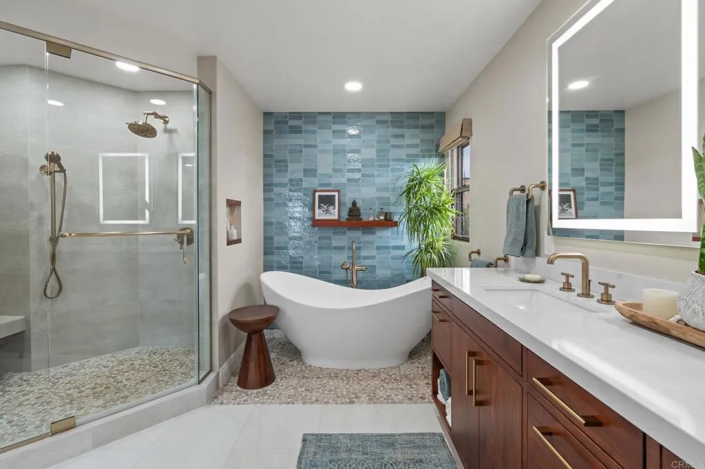 https://cdn.realtyfeed.com/cdn/127/306784569/411e54c9fe9bd70c3607a83b6e0d1463.webp