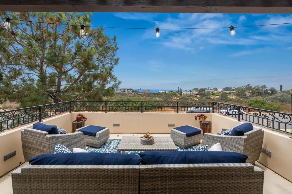 https://cdn.realtyfeed.com/cdn/127/306784569/a97515ce35f1a631f9369c14f05c4251.webp