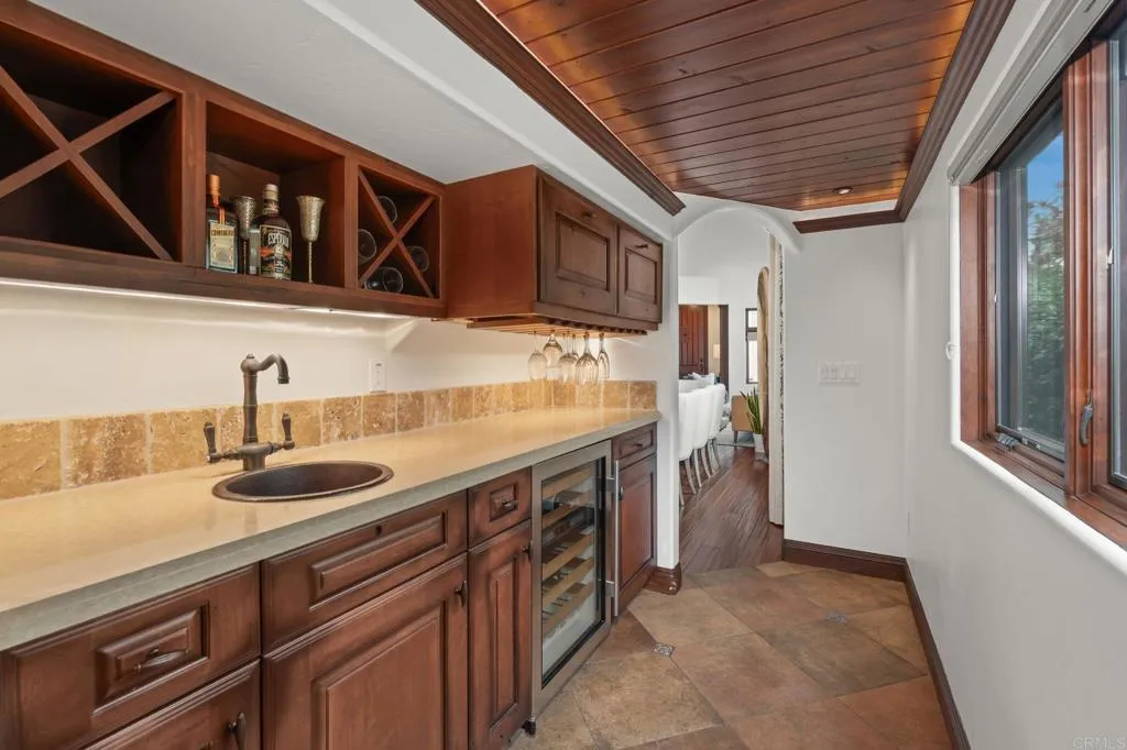 https://cdn.realtyfeed.com/cdn/127/306784569/efa5fe39951c77b06b900d3822e16088.webp
