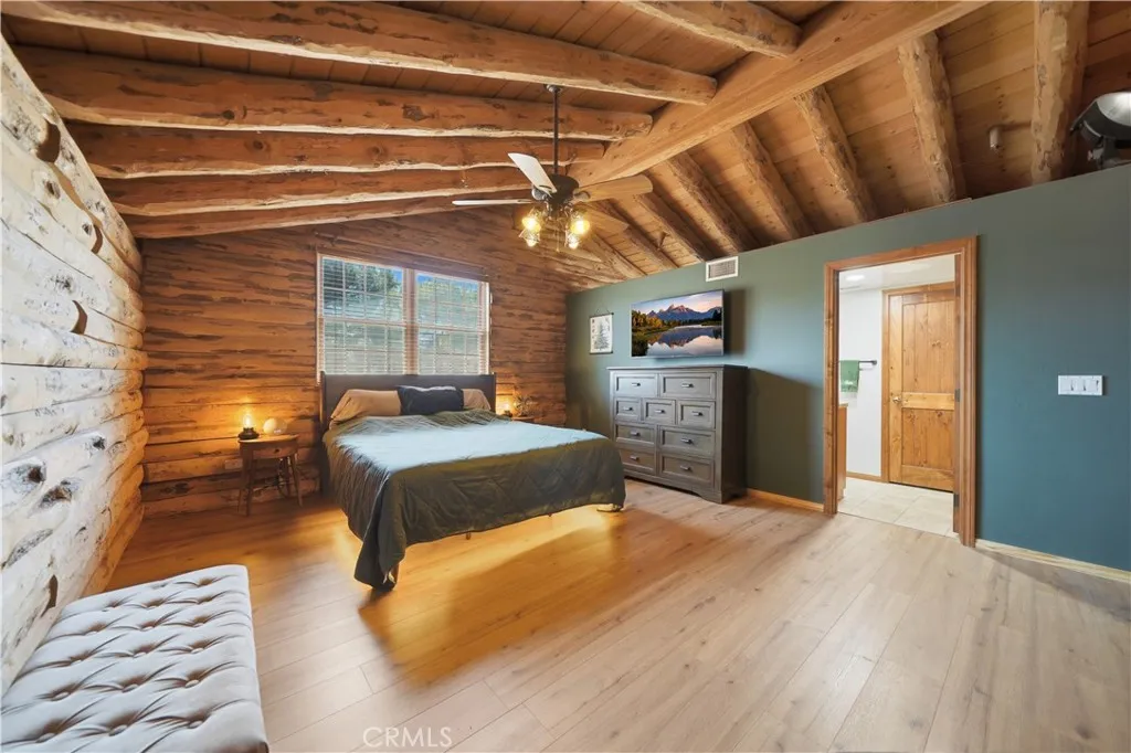 https://cdn.realtyfeed.com/cdn/127/306784576/205bd4432e99400f621f55484c8085dd.webp