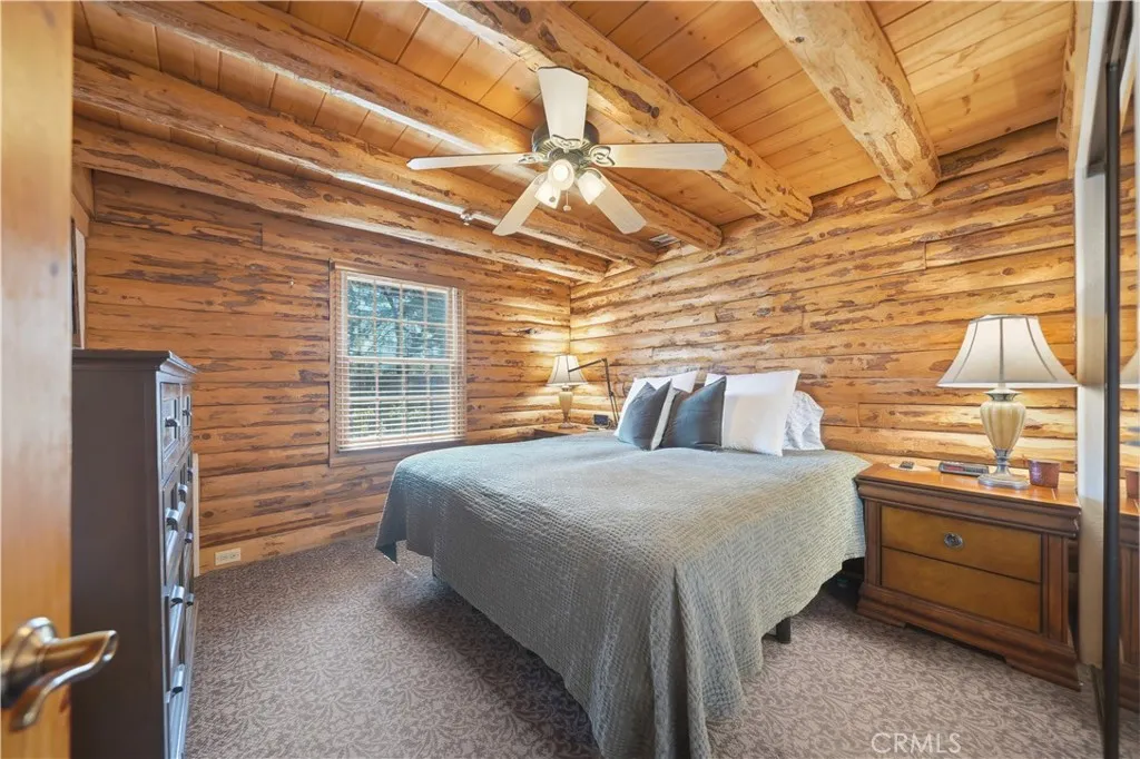 https://cdn.realtyfeed.com/cdn/127/306784576/2ae3a8253ff1bf8814f8d892815dd4b6.webp