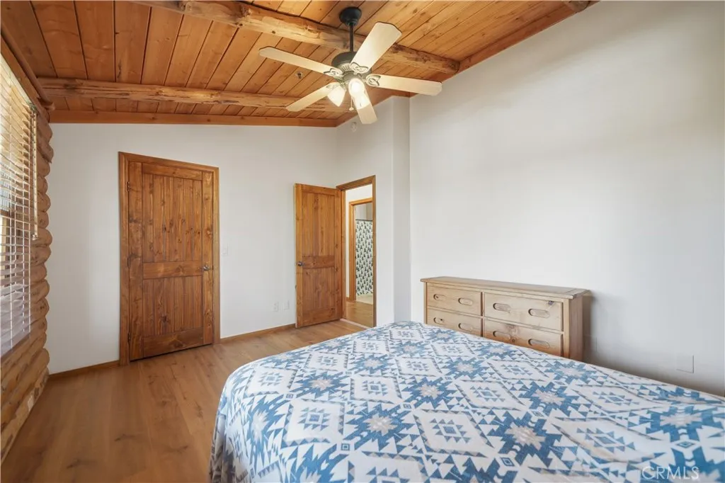 https://cdn.realtyfeed.com/cdn/127/306784576/975f5decf06221646c482f3f0ae65151.webp