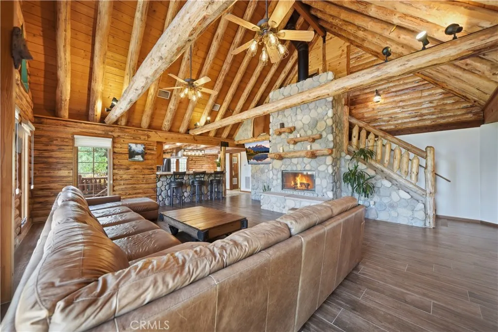 https://cdn.realtyfeed.com/cdn/127/306784576/a93782c08aabb05479d6d6fd6fcd3d74.webp