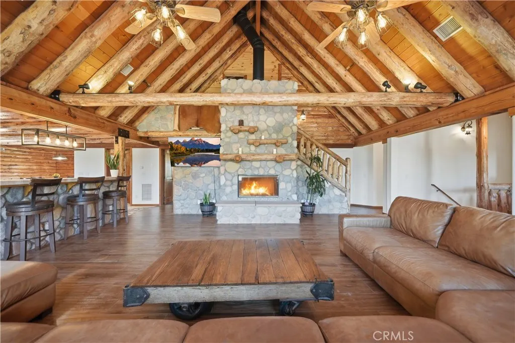 https://cdn.realtyfeed.com/cdn/127/306784576/b5800d1e9e32b01e89a51e0ed9f76ee9.webp