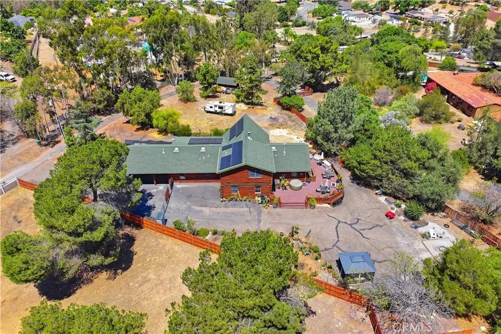 https://cdn.realtyfeed.com/cdn/127/306784576/b992bf4fc72c5d6a53467bff42b7df66.webp