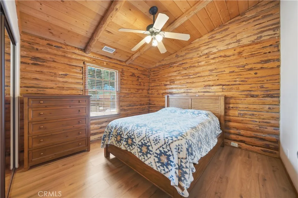 https://cdn.realtyfeed.com/cdn/127/306784576/cc16c93c8a4c8a9835022809d1a51a65.webp