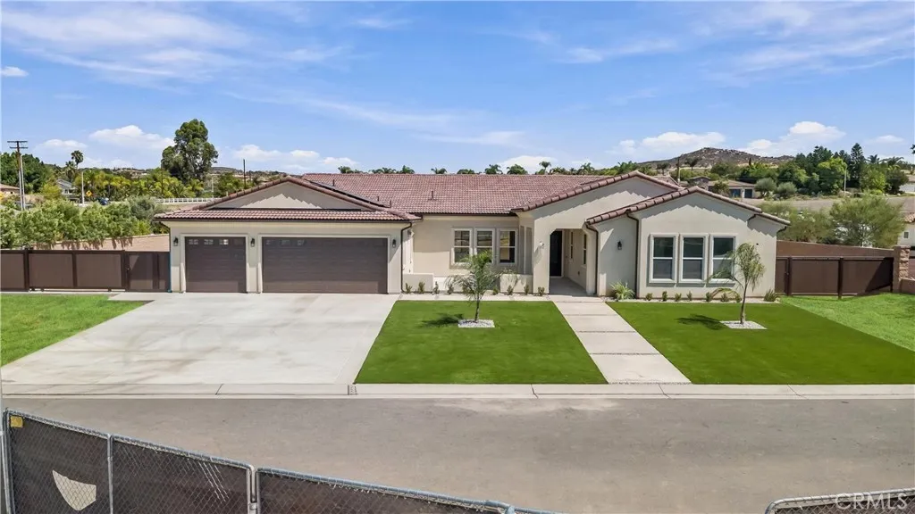 Riverside, CA 92506