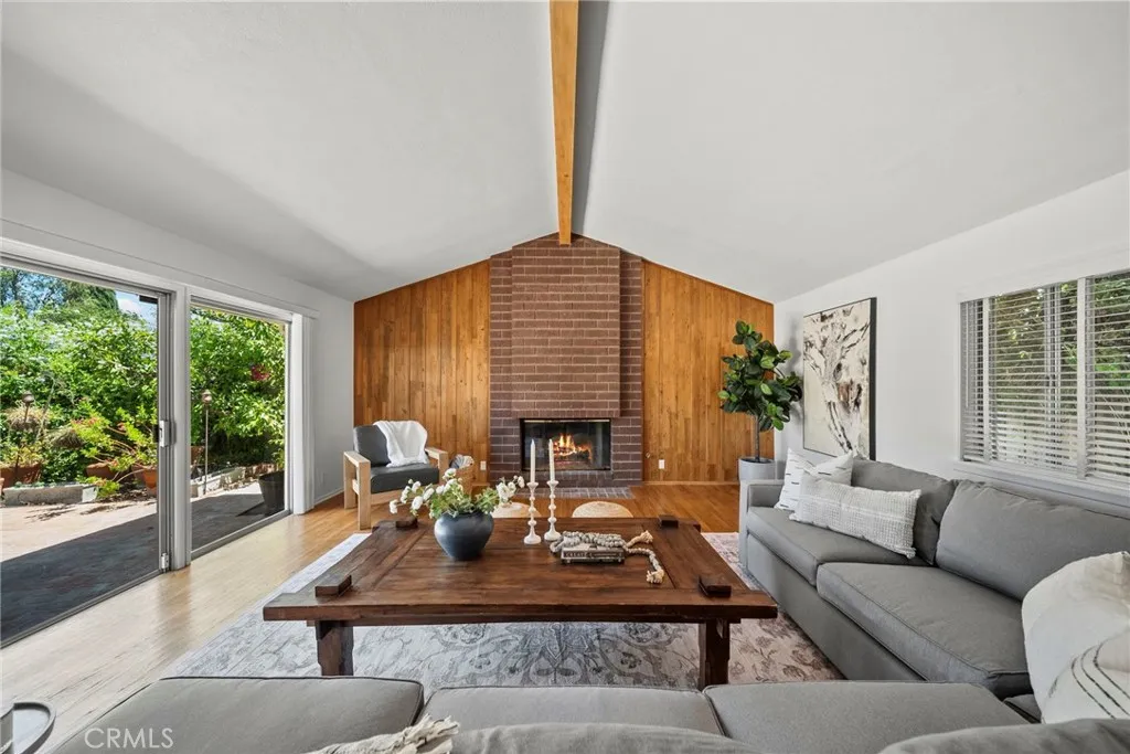 North Hills, CA 91343