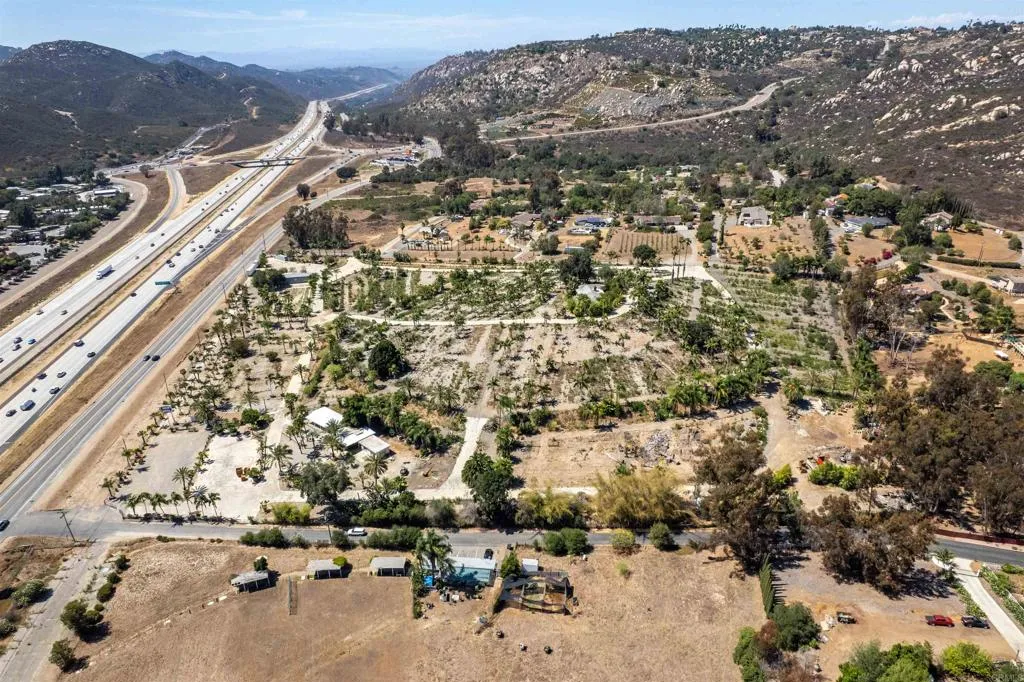 26437 N Centre City, Escondido, CA 92026 - Main photo, Escondido, CA