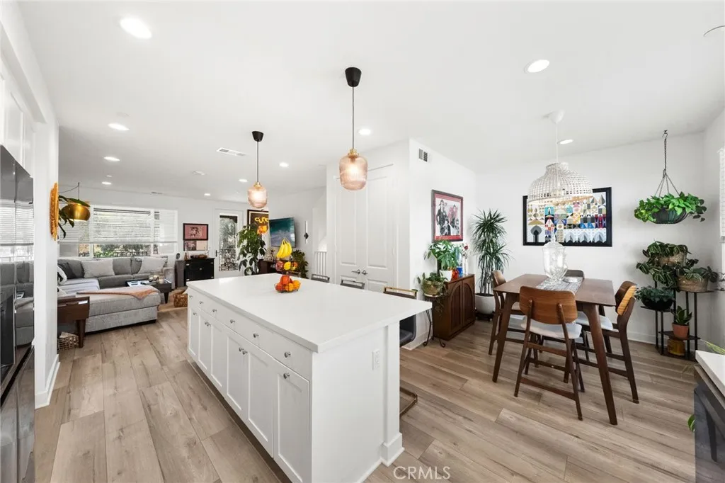 Photo #8: SW26169949 Listing: Photo #8