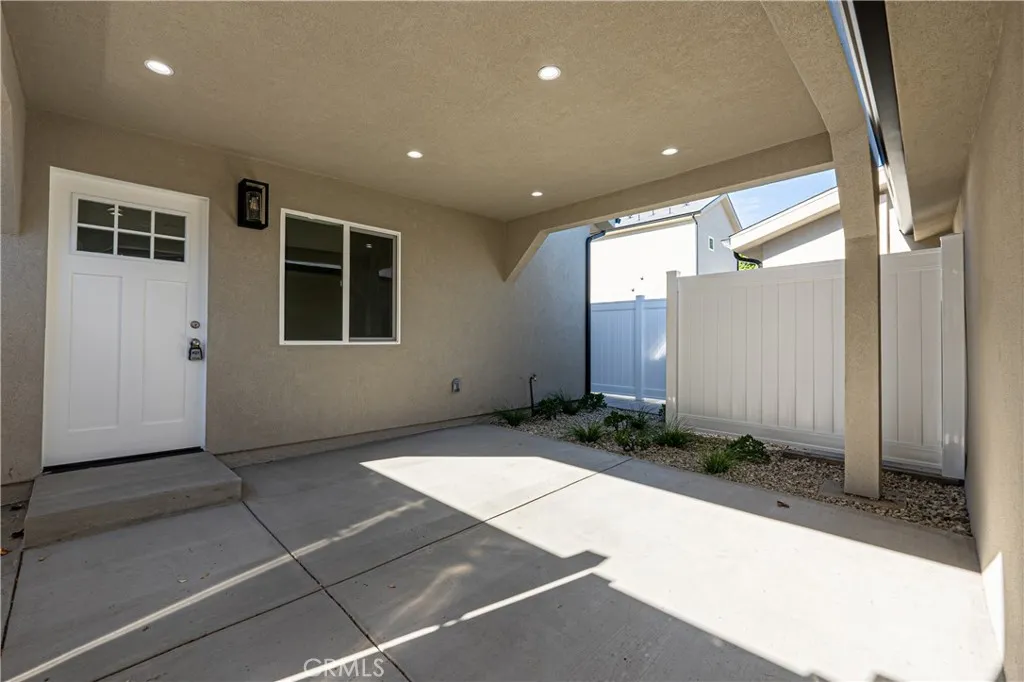 Porter Ranch, CA 91326
