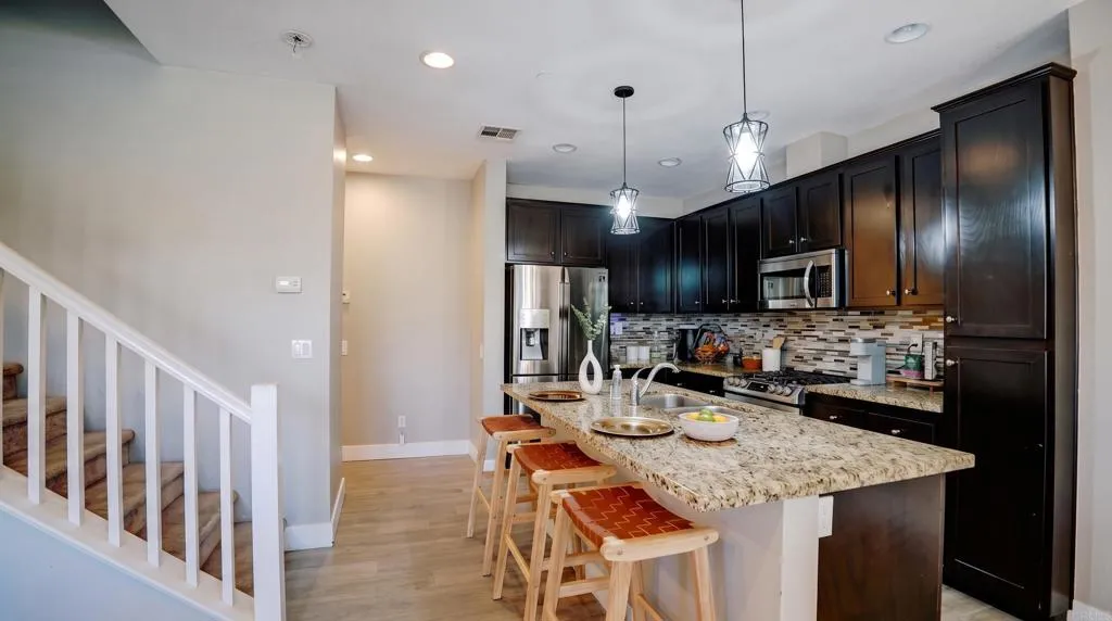 Photo #8: PTP2605899 Listing: Photo #8