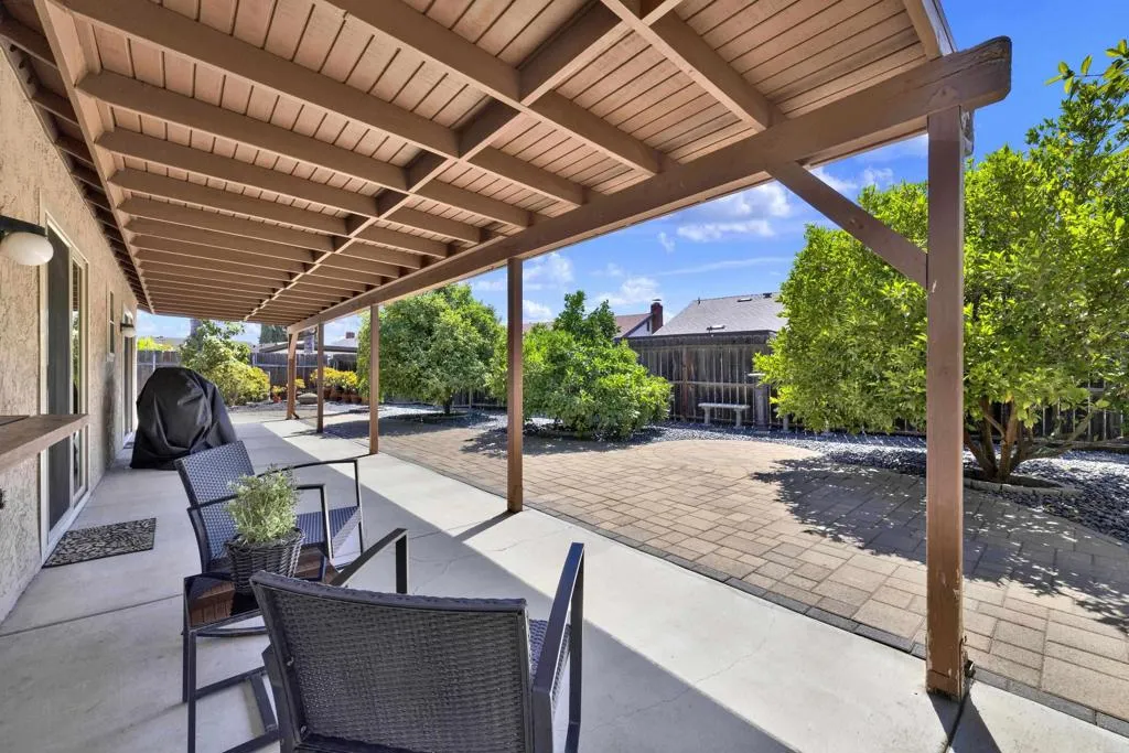 https://cdn.realtyfeed.com/cdn/127/306784880/3855d278b3a89a6a2360dd8a1723a6fc.webp