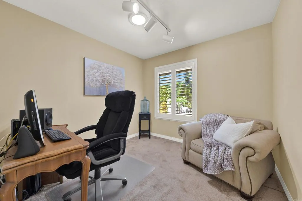https://cdn.realtyfeed.com/cdn/127/306784880/b742f7b385d7c62a1d2ea2dcecb3cdfa.webp