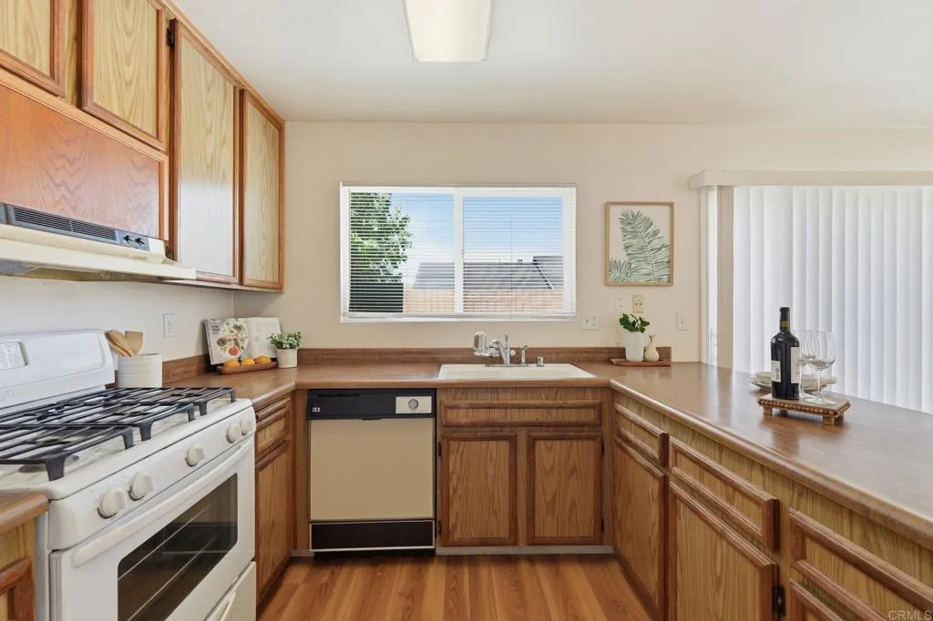 https://cdn.realtyfeed.com/cdn/127/306784900/682999ad31f4d92ecf04037e3c10c3ee.webp