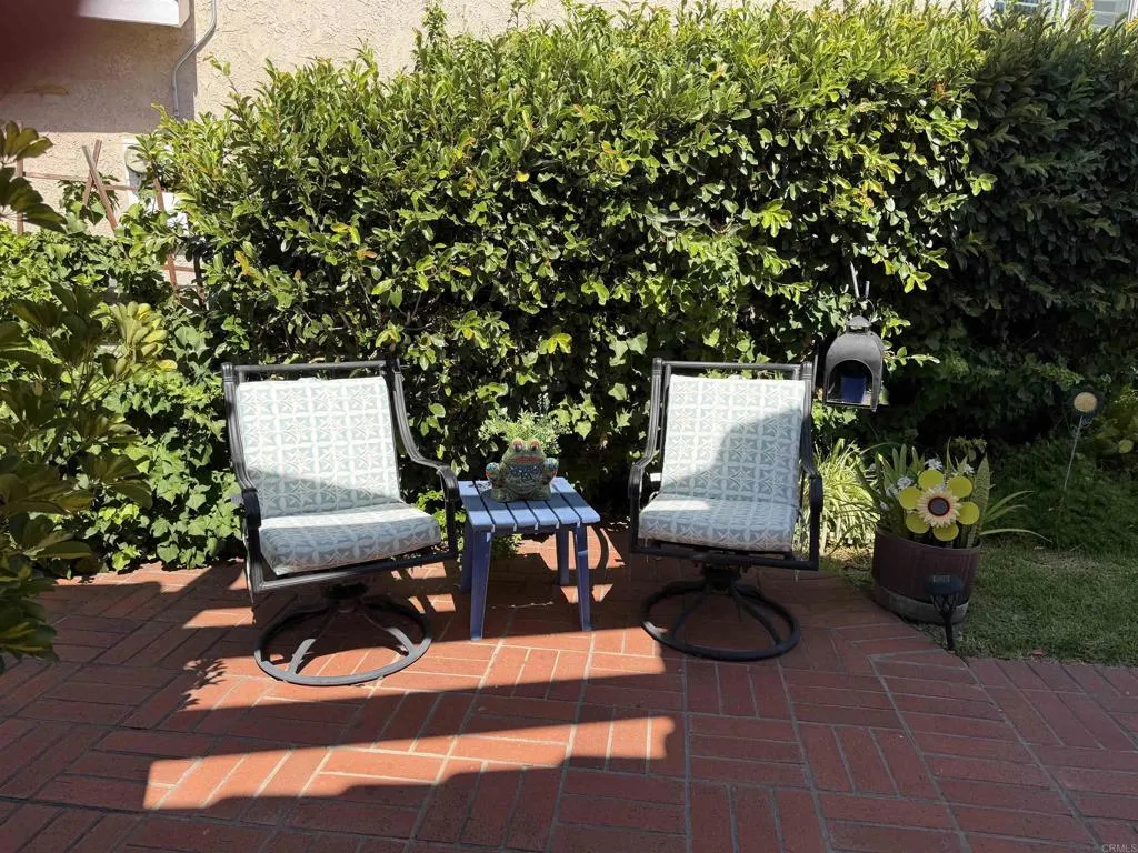 https://cdn.realtyfeed.com/cdn/127/306784924/29b0148faf76ce8e1d9d5f5f483cf05a.webp