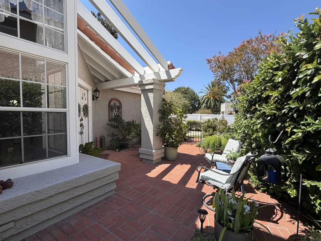 https://cdn.realtyfeed.com/cdn/127/306784924/a58cdfd9e4501d28cd0223a800f2d9bf.webp