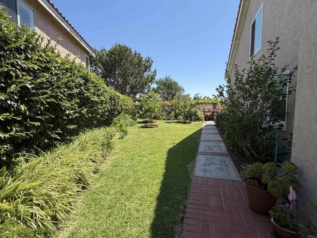 https://cdn.realtyfeed.com/cdn/127/306784924/b4dcaf71a87cc5e58483b19af172b8fc.webp