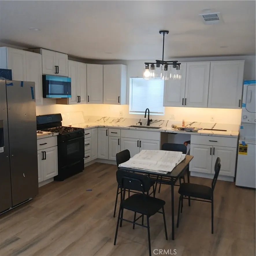 Sun Valley, CA 91352