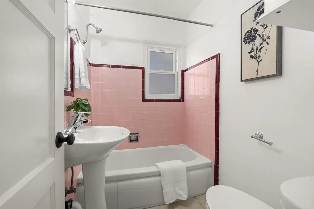 https://cdn.realtyfeed.com/cdn/127/306784960/6ab6abb04049f6bac36e2ed2b0a2d2a9.webp