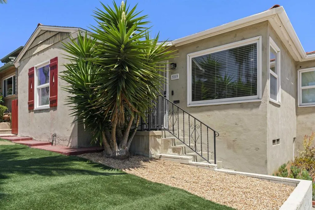 https://cdn.realtyfeed.com/cdn/127/306784960/7064898b51765dff0849ebd168216ce7.webp