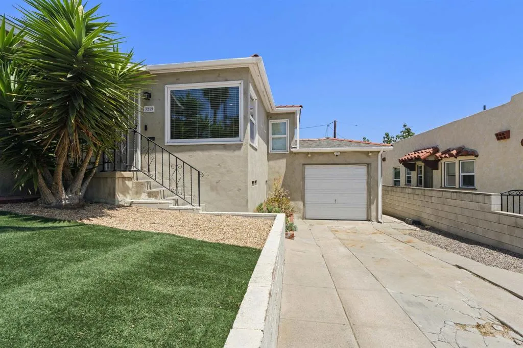 https://cdn.realtyfeed.com/cdn/127/306784960/a40e3a2eec59c61752964e4dcaded341.webp