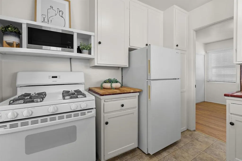 https://cdn.realtyfeed.com/cdn/127/306784960/dbc9ac109e4415e26603076f5ccf8aa6.webp