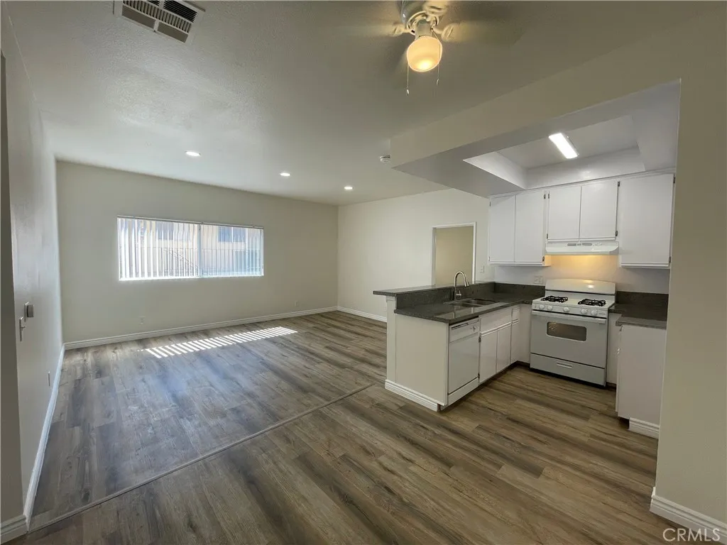 North Hollywood, CA 91601
